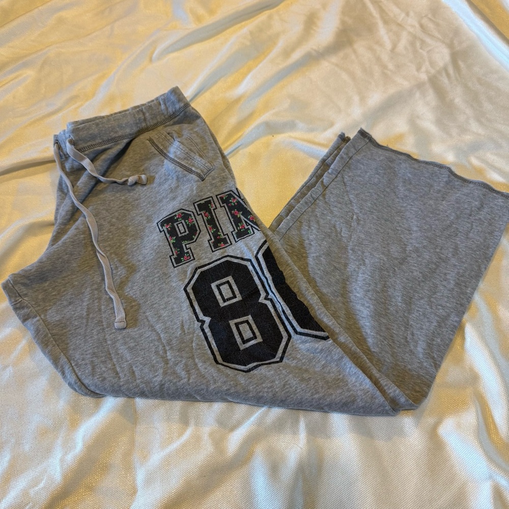 Victoria’s Secret PINK Sweatpants – Size M